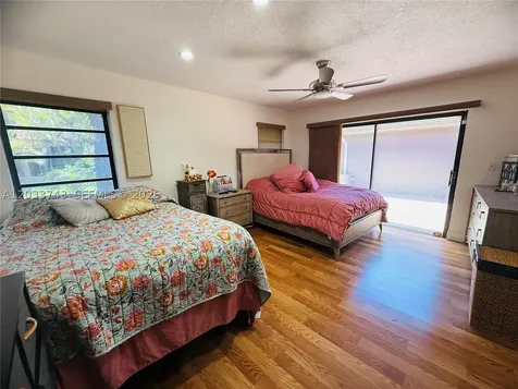 103 Tweedbrook Lane Hollywood FL 33021