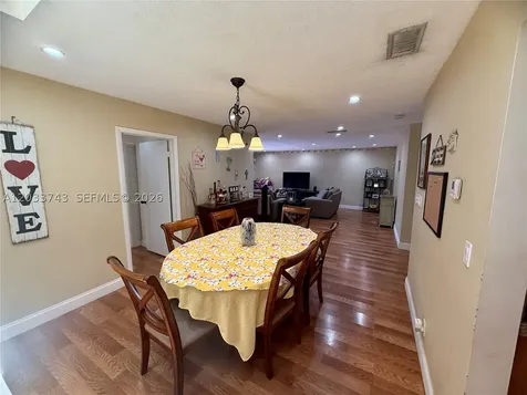 103 Tweedbrook Lane Hollywood FL 33021