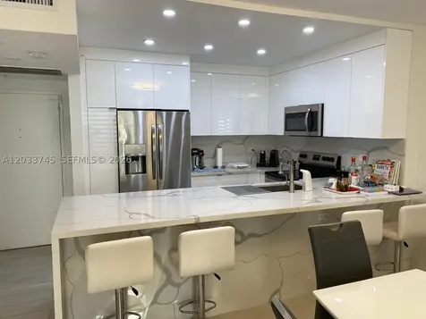 5601 Collins Avenue Miami Beach FL 33140