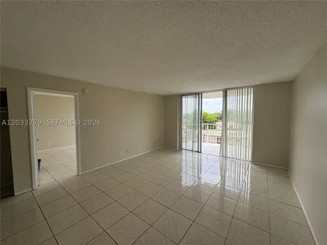 16740 NE 9th Avenue North Miami Beach FL 33162