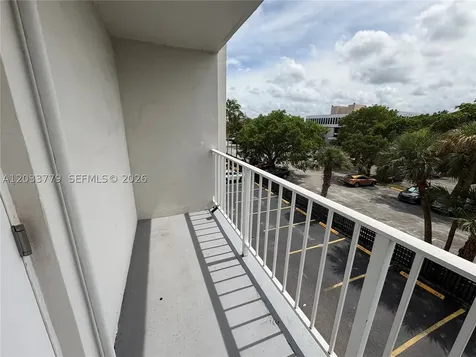 16740 NE 9th Avenue North Miami Beach FL 33162