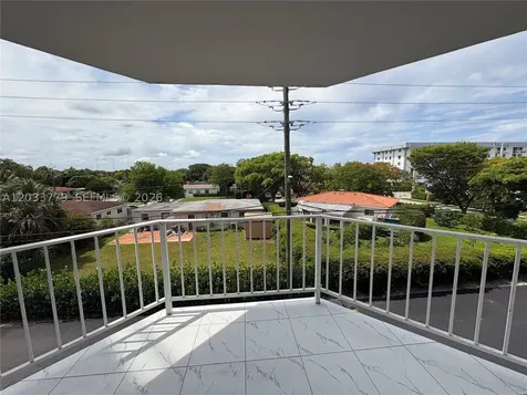 16740 NE 9th Avenue North Miami Beach FL 33162