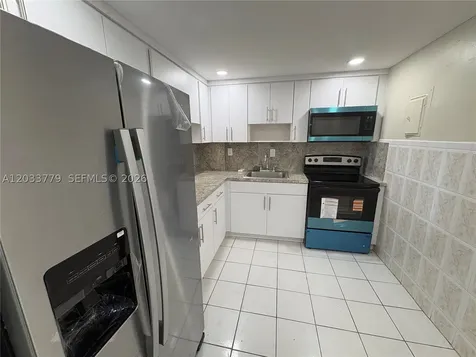 16740 NE 9th Avenue North Miami Beach FL 33162