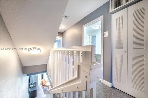 2040 NE 167 Th North Miami Beach FL 33162