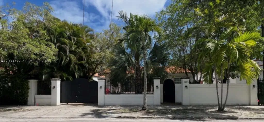 3685 SW 1st Avenue Miami FL 33145