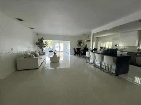 1100 NE 84th Street Miami FL 33138