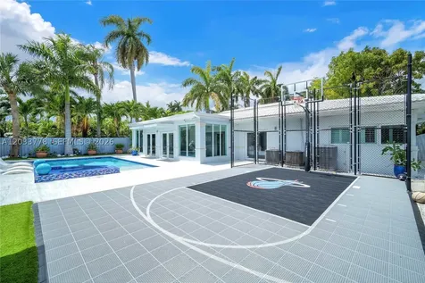 1100 NE 84th Street Miami FL 33138