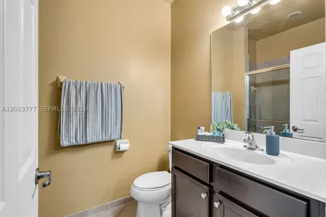8894 W 34th Avenue Hialeah FL 33018