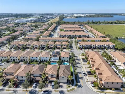 8894 W 34th Avenue Hialeah FL 33018