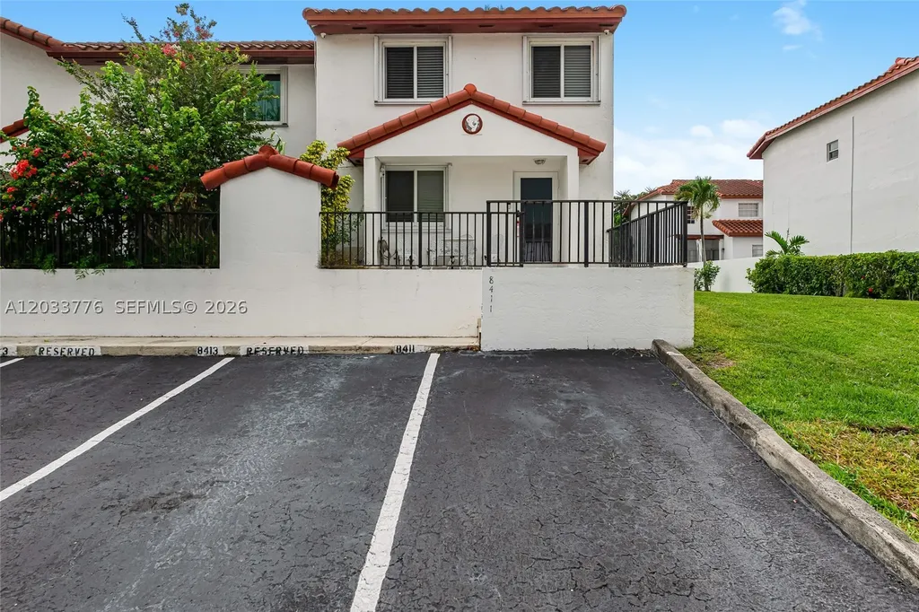 8411 SW 208th Terrace Cutler Bay FL 33189