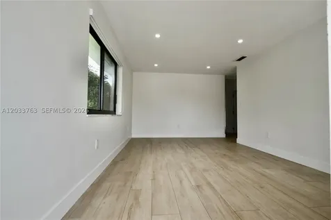 3143 SW 26th Street Miami FL 33133