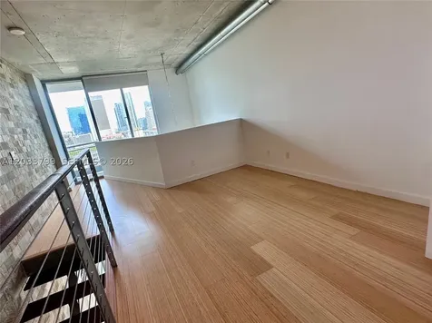 690 SW 1st Court Miami FL 33130