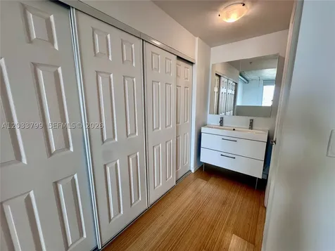 690 SW 1st Court Miami FL 33130