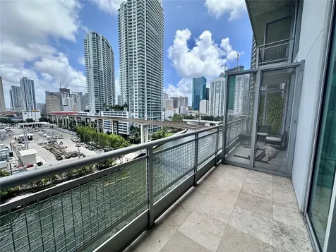 690 SW 1st Court Miami FL 33130
