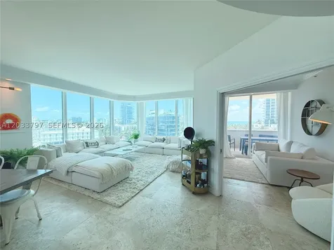 300 S Pointe Drive Miami Beach FL 33139
