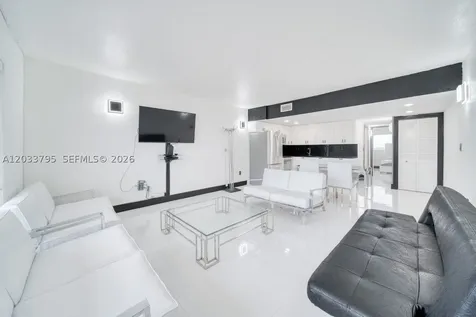 300 Oregon Street Hollywood FL 33019