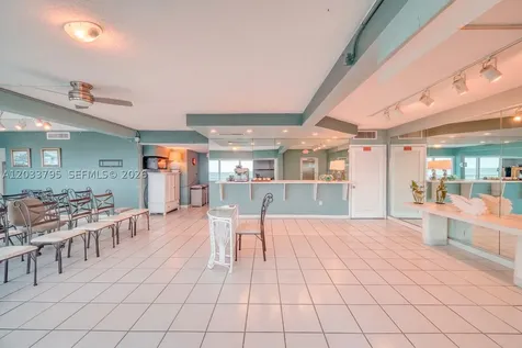 300 Oregon Street Hollywood FL 33019