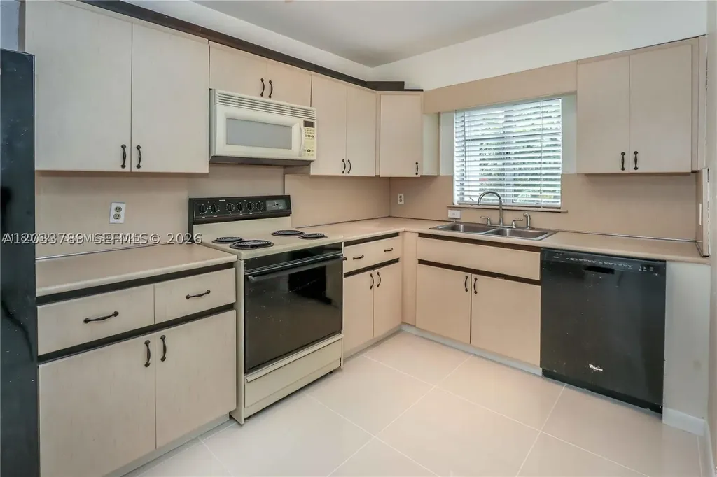 1722 Wiley Street Hollywood FL 33020