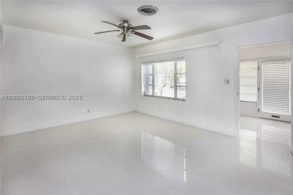 1722 Wiley Street Hollywood FL 33020