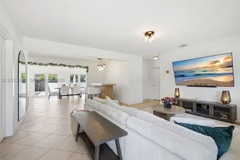 7151 SW 14th Street Pembroke Pines FL 33023
