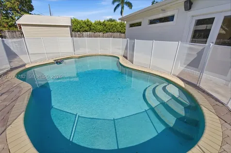 7151 SW 14th Street Pembroke Pines FL 33023