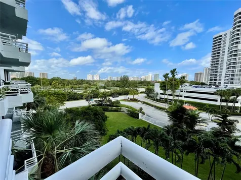 3300 NE 192nd Street Aventura FL 33180