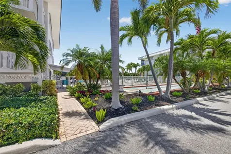 112 Doolen Court North Palm Beach FL 33408