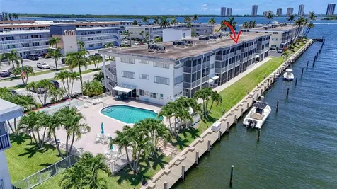 112 Doolen Court North Palm Beach FL 33408
