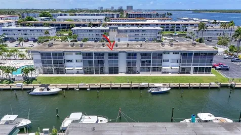 112 Doolen Court North Palm Beach FL 33408