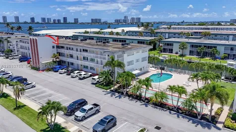 112 Doolen Court North Palm Beach FL 33408