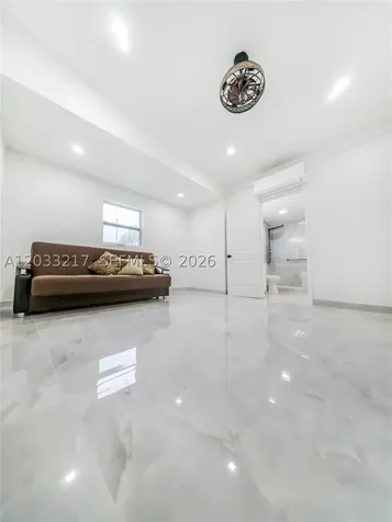 21060 SW 213th Ave, Road Unincorporated Dade FL 33187