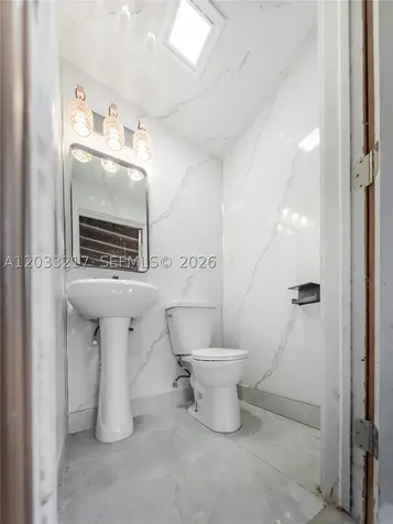21060 SW 213th Ave, Road Unincorporated Dade FL 33187