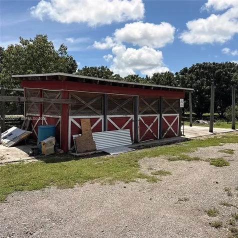 21060 SW 213th Ave, Road Unincorporated Dade FL 33187