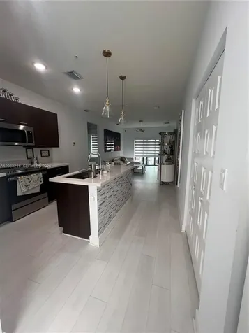 4670 NW 84th Avenue Doral FL 33166