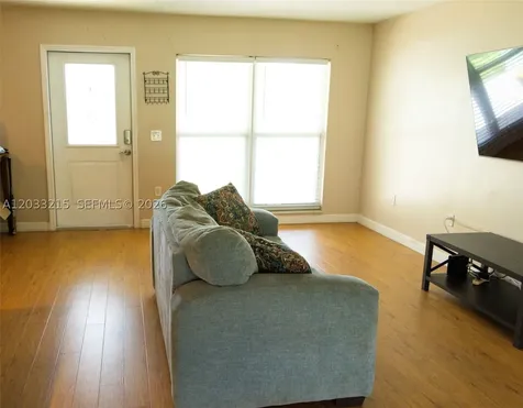 9880 NW 24th Place Sunrise FL 33322