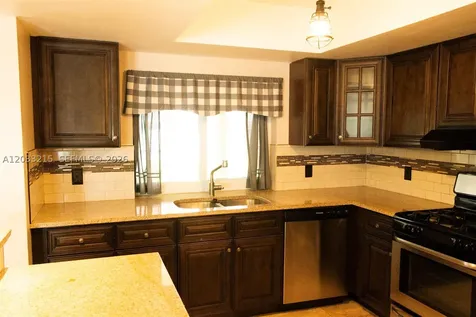 9880 NW 24th Place Sunrise FL 33322