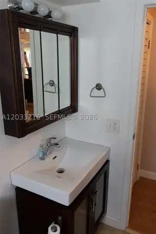 9880 NW 24th Place Sunrise FL 33322