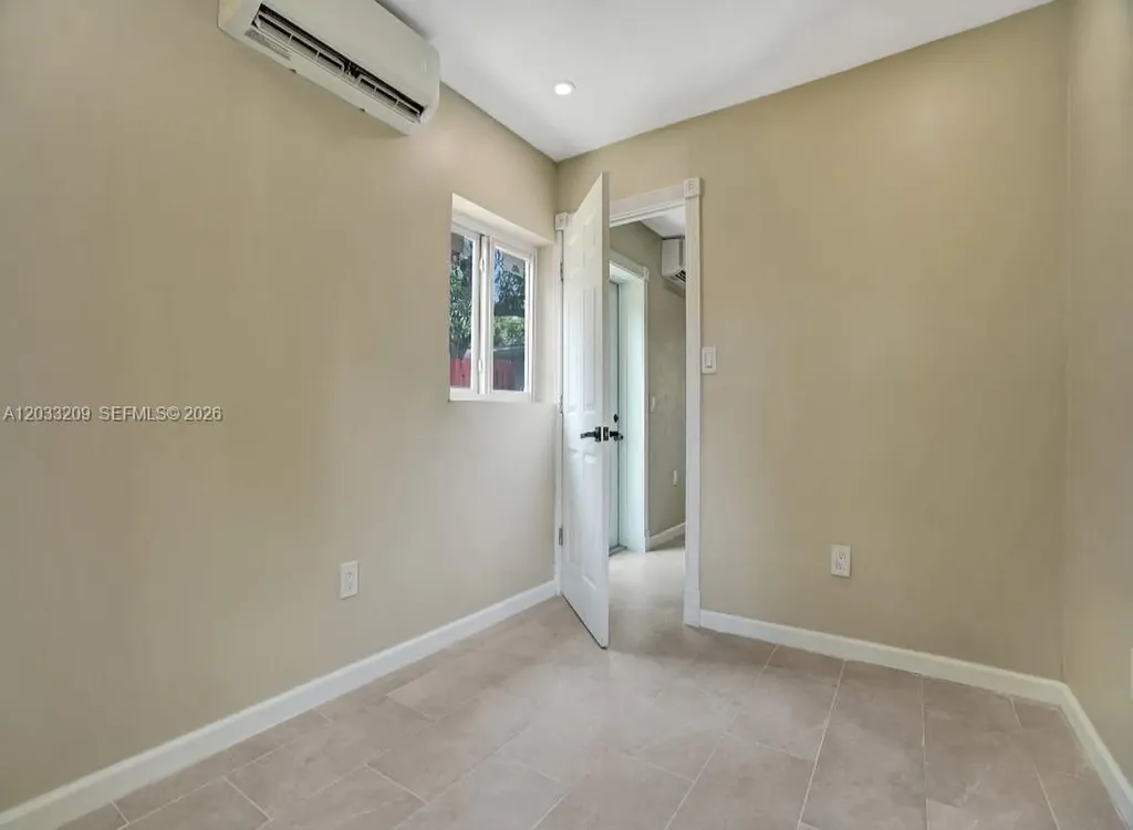 2442 Garfield Street Hollywood FL 33020