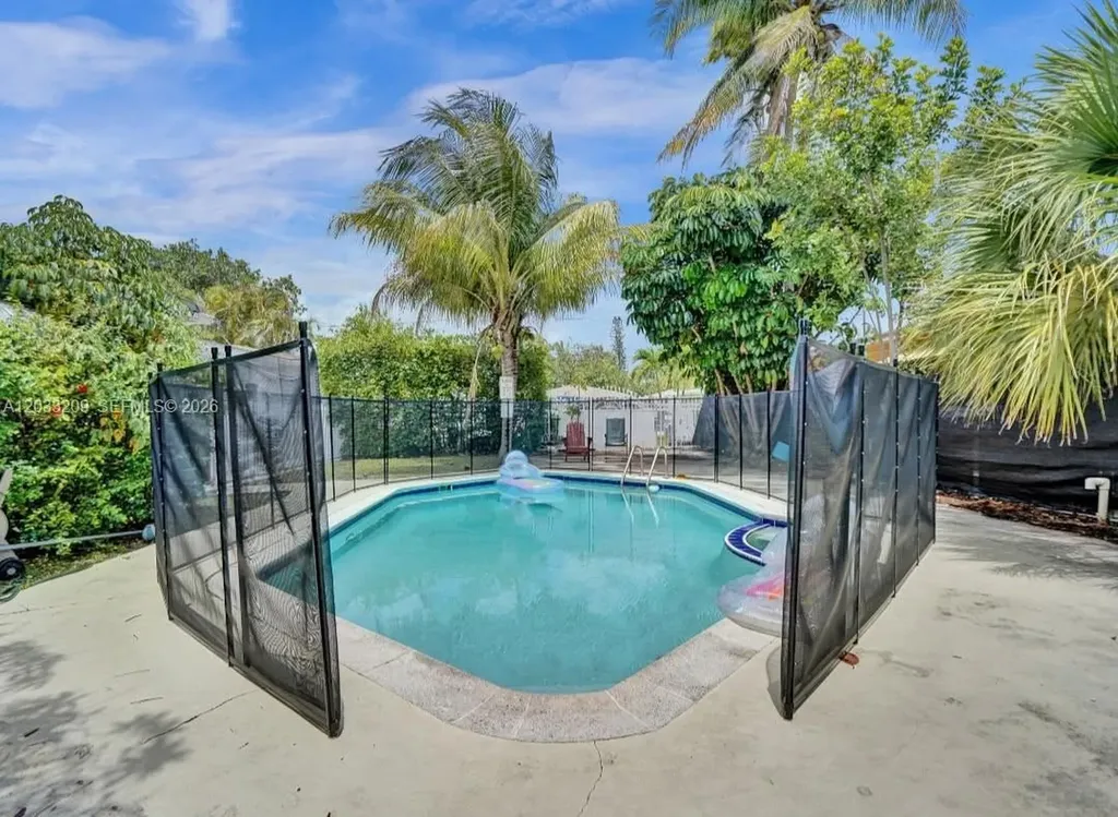 2442 Garfield Street Hollywood FL 33020