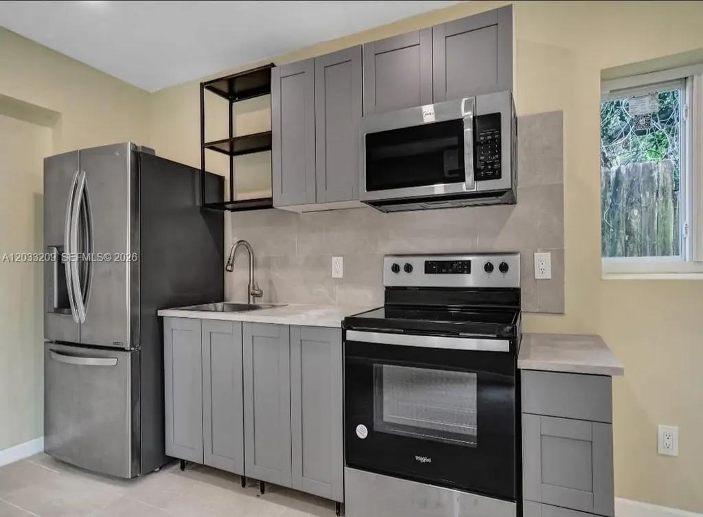 2442 Garfield Street Hollywood FL 33020