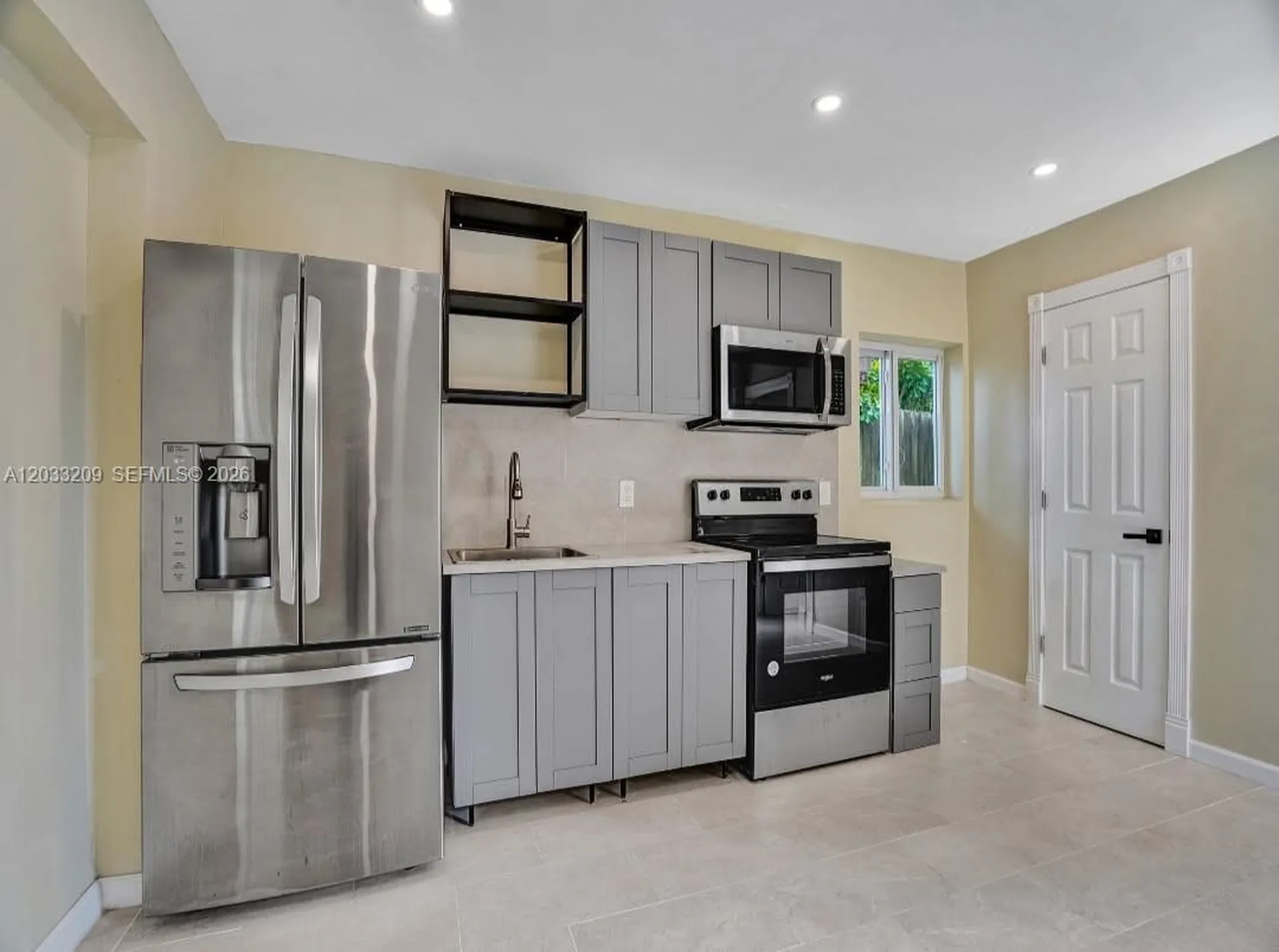 2442 Garfield Street Hollywood FL 33020