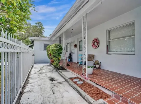 2442 Garfield Street Hollywood FL 33020