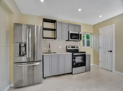 2442 Garfield Street Hollywood FL 33020