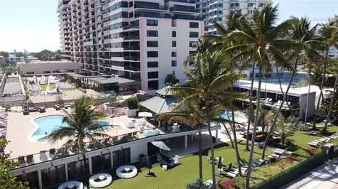 5225 Collins Avenue Miami Beach FL 33140