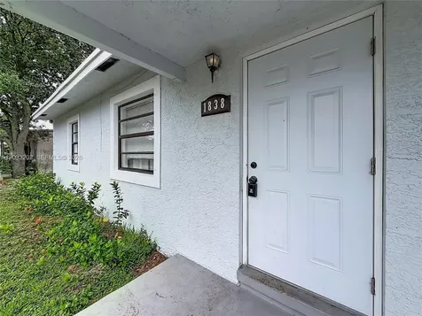 1838 Lauderdale Manor Drive Fort Lauderdale FL 33311