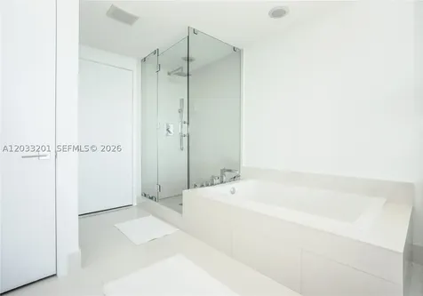 650 NE 32nd Street Miami FL 33137