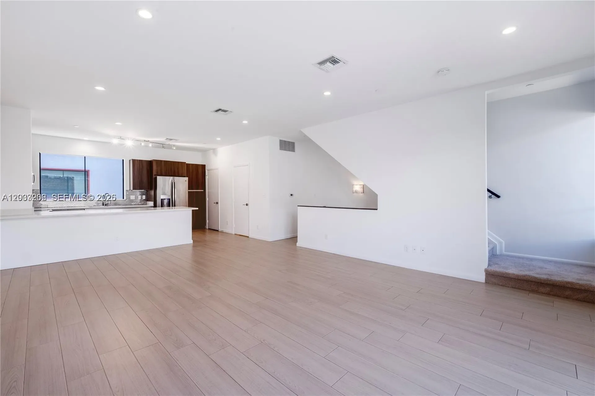 113 NE 6 Fort Lauderdale FL 33304