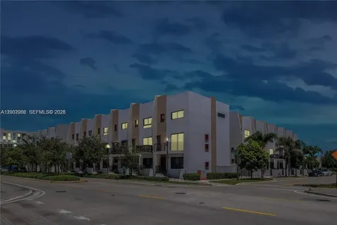 113 NE 6 Fort Lauderdale FL 33304