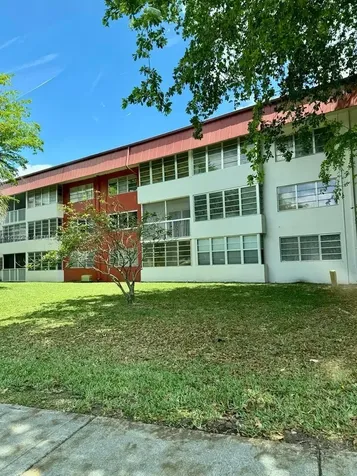 1400 NE 191st Street Miami FL 33179