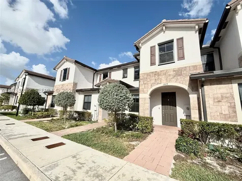 11119 W 34th Way Hialeah FL 33018